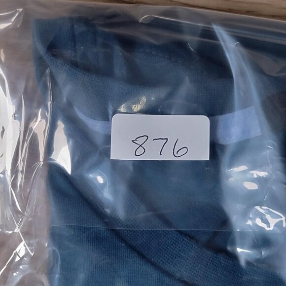 Greyson Shirt Mens Medium Blue Crewneck Wolf Logo Athletic Casual Tee Stretch - Picture 9 of 9